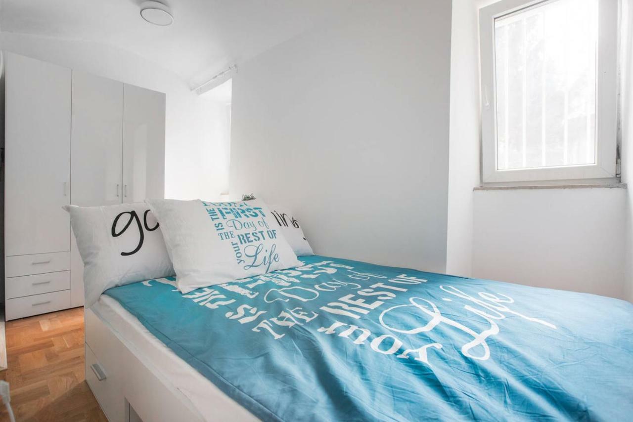 Studio Apartment Ivana Zagreb Exterior foto